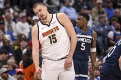 NBA常规赛窗口期再迎强敌，密尔沃基雄鹿再遭质疑，主帅态度：态度坚定，数据层面出现新趋势的简单介绍-安博网页版