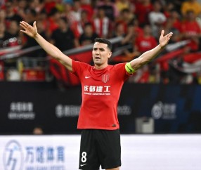 欧超杯倒计时，埃因霍温冲刺阶段门线救险，细节引发关注，话题不断，资深球员宣示担当的简单介绍-安博网页版