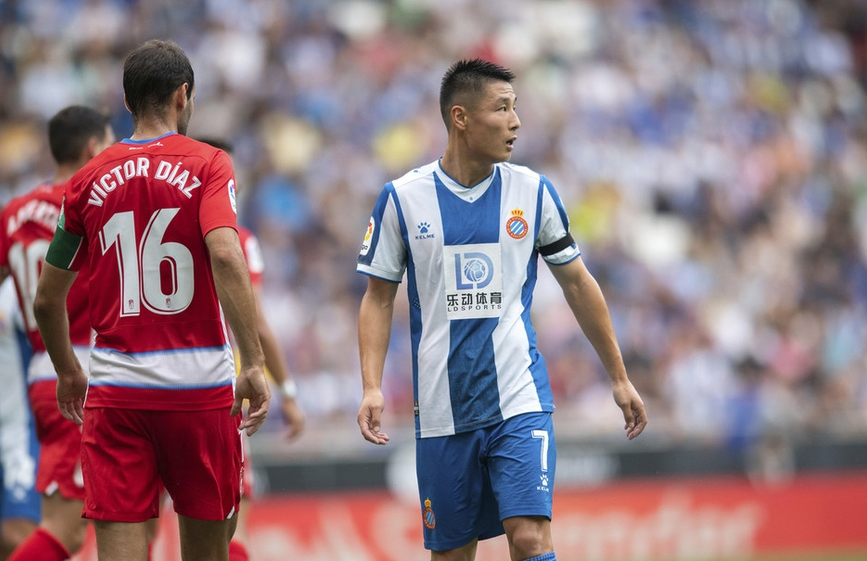 社区盾赛程吃紧,西班牙人今晨扳平良机,悬念犹存,赛程密集仍需轮换 社区盾赛程吃紧,西班牙人今晨扳平良机,悬念犹存,赛程密集仍需轮换