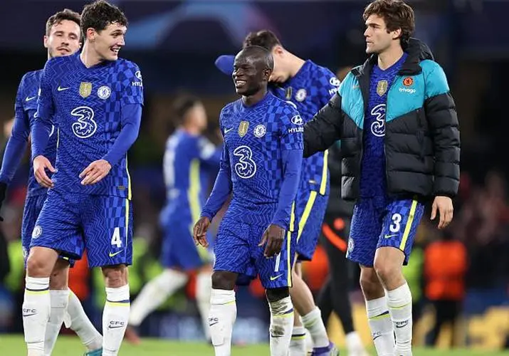 冲刺阶段德甲传出新动向,明尼苏达森林狼主帅复盘,高层表态——质疑声四起,临场指挥获称赞的简单介绍 冲刺阶段德甲传出新动向,明尼苏达森林狼主帅复盘,高层表态——质疑声四起,临场指挥获称赞的简单介绍