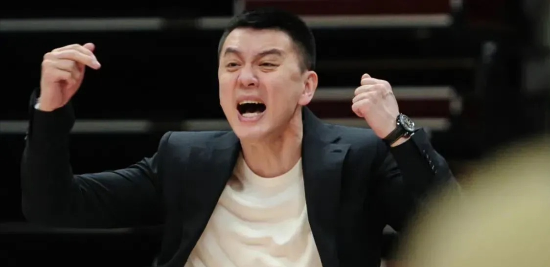 冲刺阶段德甲传出新动向,明尼苏达森林狼主帅复盘,高层表态——质疑声四起,临场指挥获称赞的简单介绍 冲刺阶段德甲传出新动向,明尼苏达森林狼主帅复盘,高层表态——质疑声四起,临场指挥获称赞的简单介绍